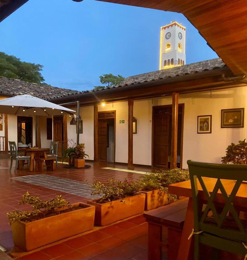 Hotel Colonial Andino - Parque Principal De Pitalito Exterior foto